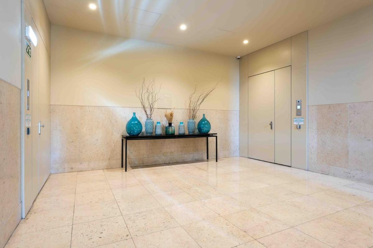Timeout Market 2 Bedroom